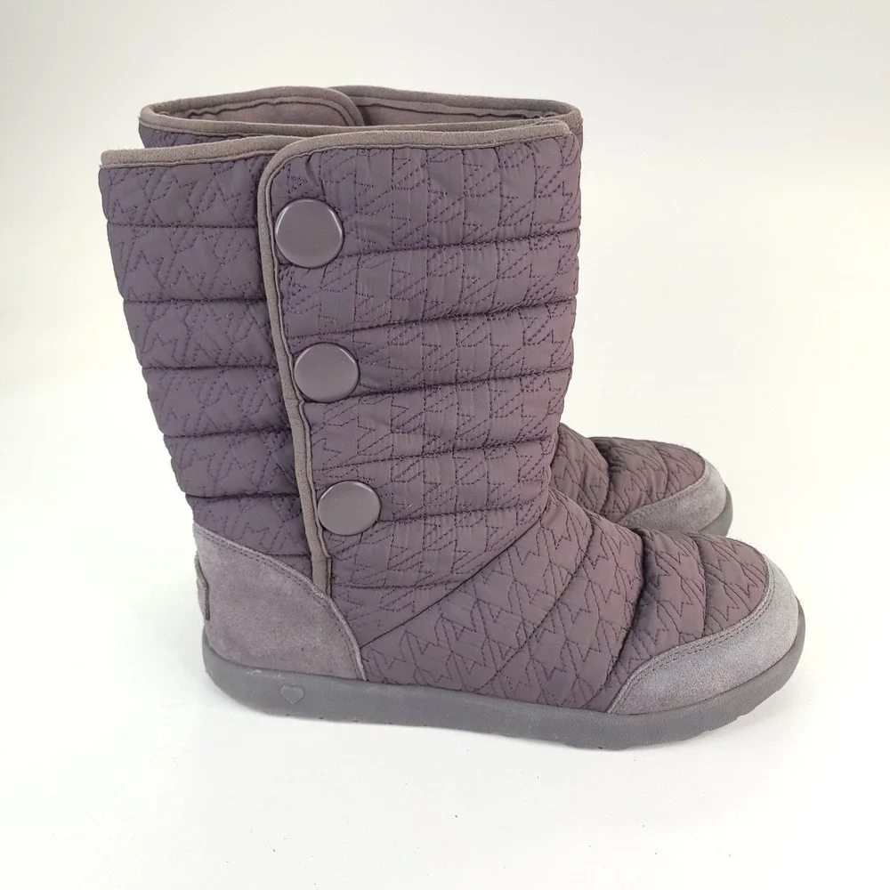 UGG Australia‎ Boots Girls 6 Purple Puffy Stars 3 Snaps on Side Hearts on Soles